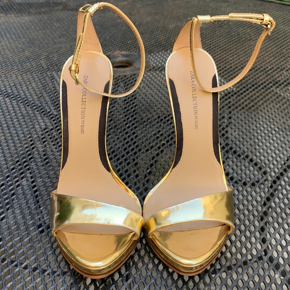 Zara Metallic Gold platform heel sandals